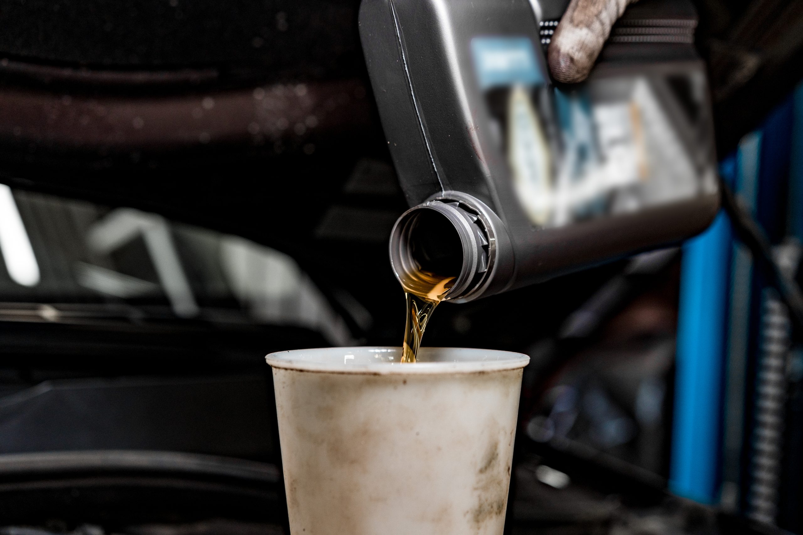 Petroleum refinery products, High-quality fuels, Industrial lubricants, Petrochemicals supplier, Reliable refinery services